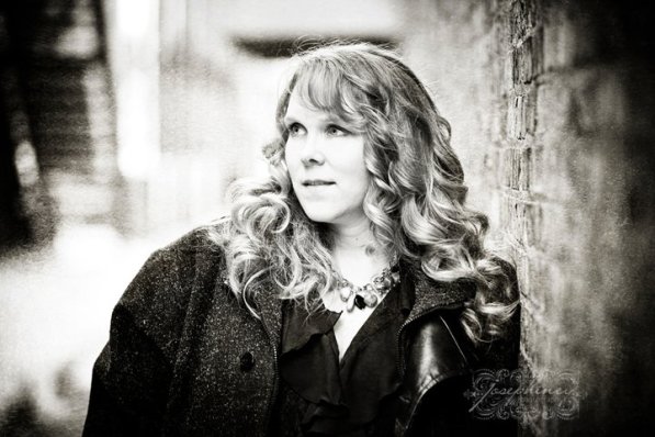 180774_10150098409704568_7732319_n