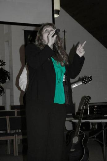 384301_2788213629102_1864352952_n